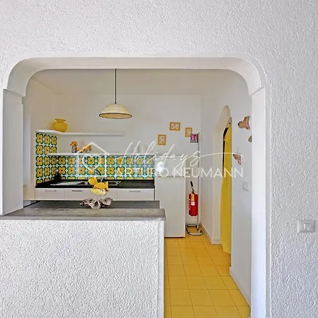 Apartamento 225 - Villaggio Riva Musone Con Portico E Ampio Giardino, Climatizzata 200 Mt Dal Mare, Pulizia, Biancheria Incluse *
