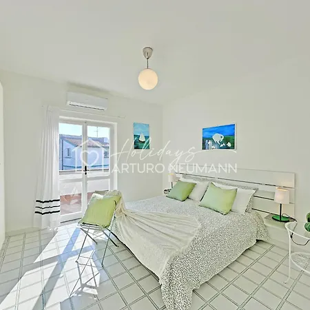 225 - Villaggio Riva Musone Con Portico E Ampio Giardino, Climatizzata 200 Mt Dal Mare, Pulizia, Biancheria Incluse *
